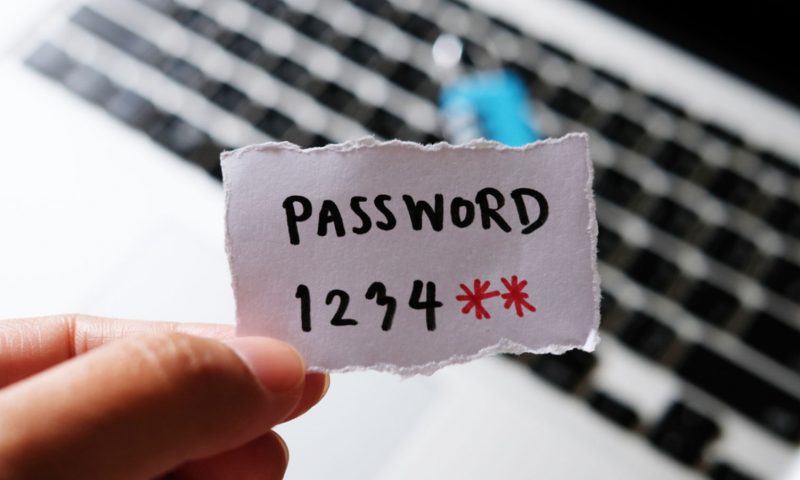 Πώς να μεταφέρεις τα passwords του γραφείου στο σπίτι